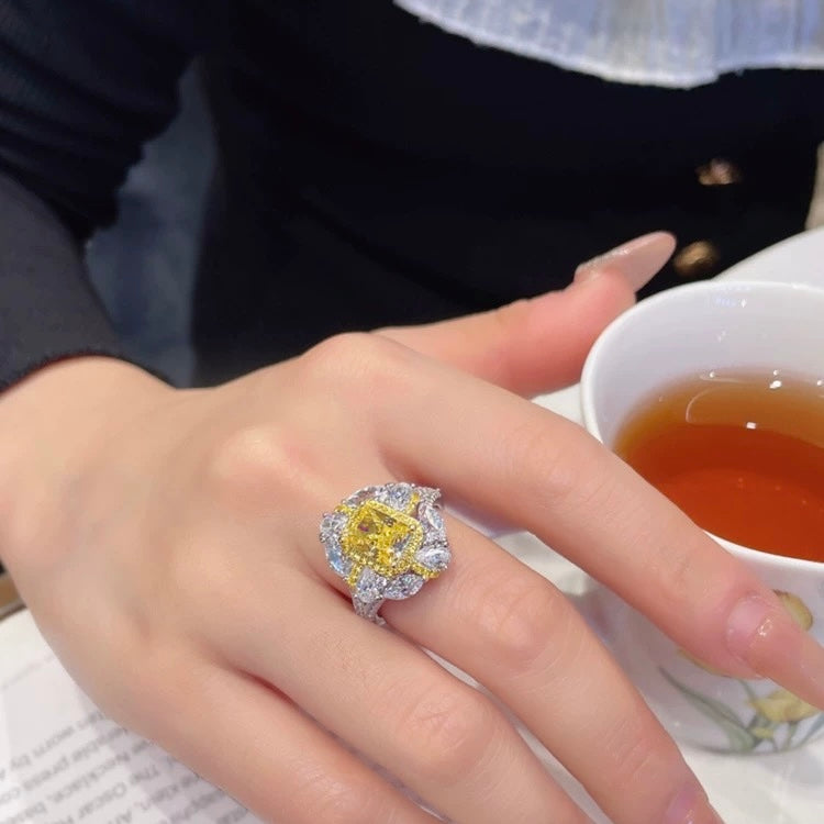 Golden Bloom Radiance Ring